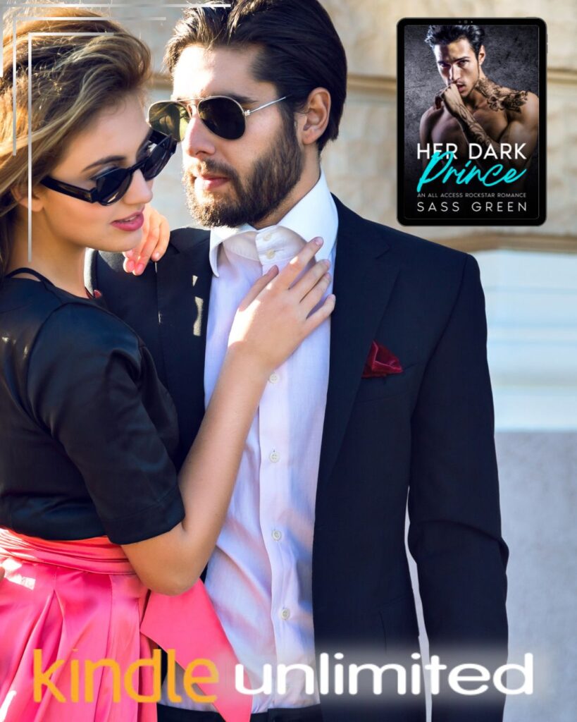 Fake Dating Couple from Her Dark Prince